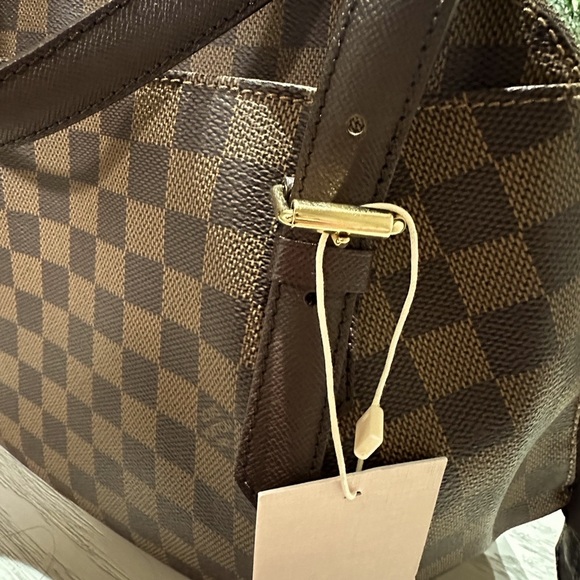 ❌SOLD ❌ EUC Auth Louis Vuitton Belem Damier MM Brown - Picture 4 of 14